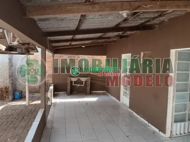 Casa 2 quartos e 1 banheiro, à venda, no bairro Nova Canarana em Canarana