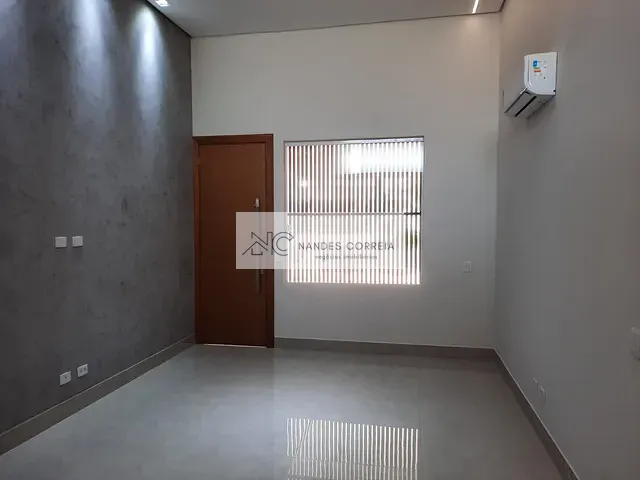 Casa 3 quartos e 4 banheiros, à venda, no bairro Vivendas do Arvoredo em Londrina