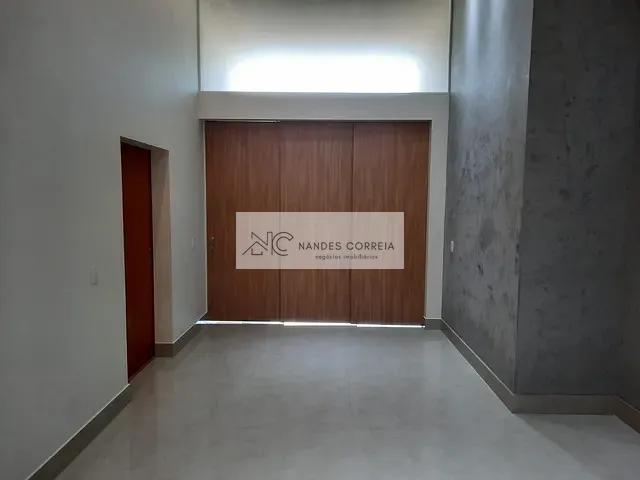 Casa 3 quartos e 4 banheiros, à venda, no bairro Vivendas do Arvoredo em Londrina