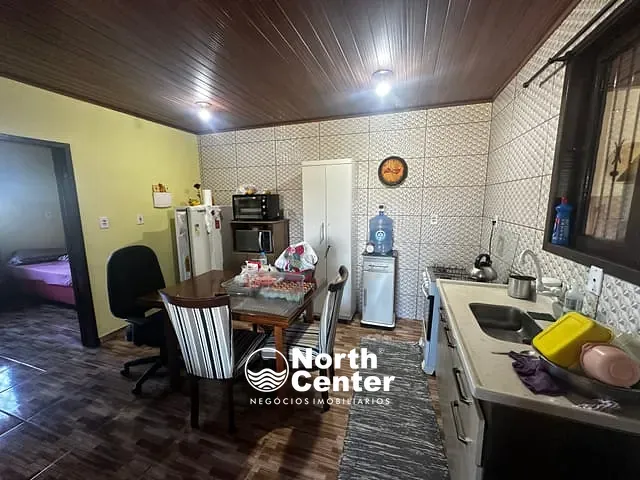 Casa com 275m² 2 quartos e 2 banheiros, à venda, no bairro Portal Das Praias em Balneário Barra do Sul