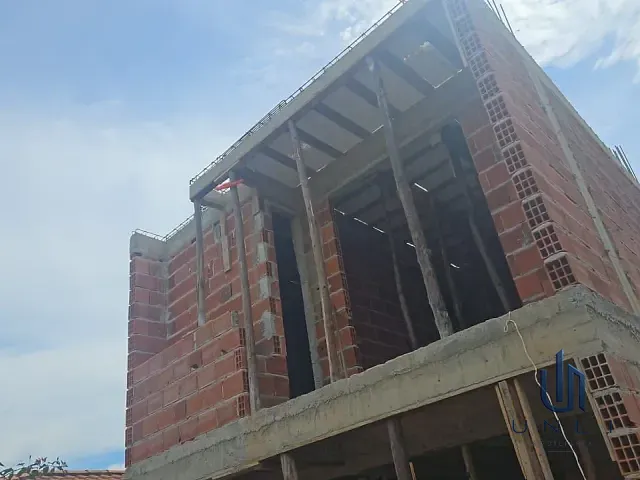 Casa 3 quartos e 3 banheiros, à venda, no bairro Village Santa Helena em Volta Redonda