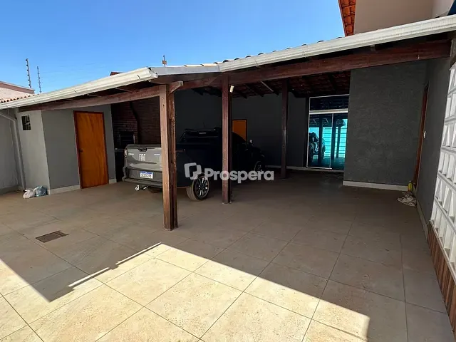 Casa com 242m² 3 quartos e 3 banheiros, à venda, no bairro Residencial Buritis em Anápolis