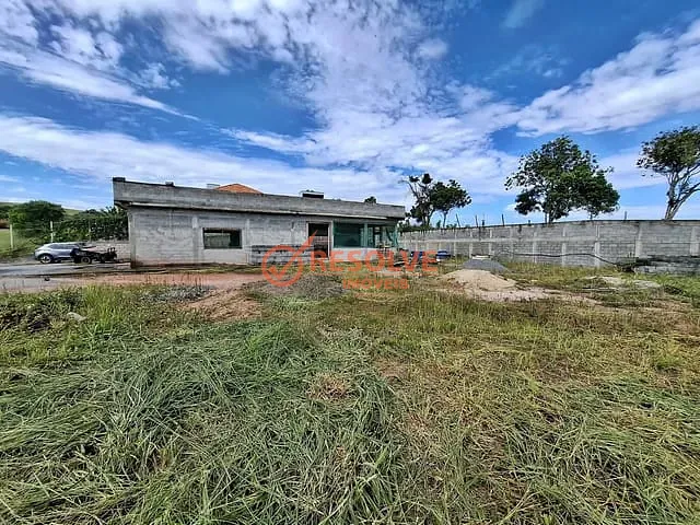 Casa com 4073m², à venda, no bairro Capoeirinha em Guararema