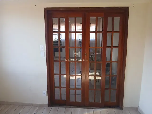 Casa 4 quartos e 2 banheiros, à venda, no bairro Casa de Pedra em Volta Redonda