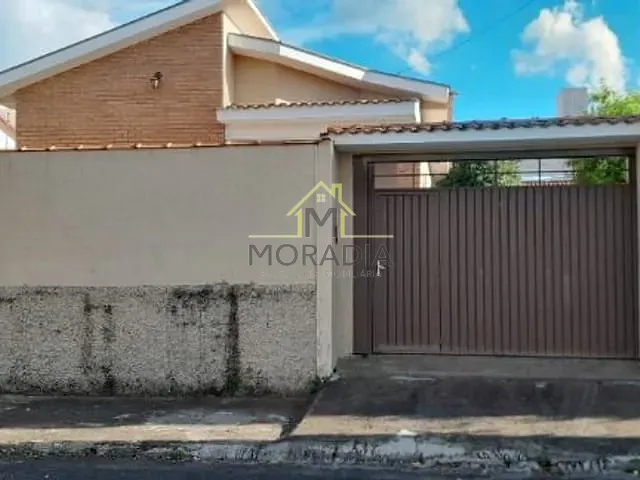 Casa com 360m² 2 quartos e 1 banheiro, à venda, no bairro Residencial Nova Floresta em Guaxupé