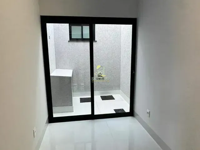 Casa com 360m² 4 quartos e 4 banheiros, à venda, no bairro Moinho dos Ventos em Goiânia