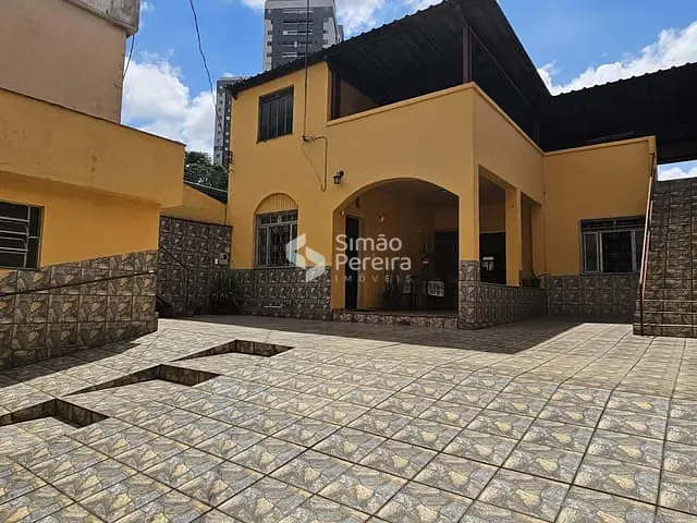 Casa 3 quartos e 2 banheiros, à venda, no bairro Teixeiras em Juiz de Fora