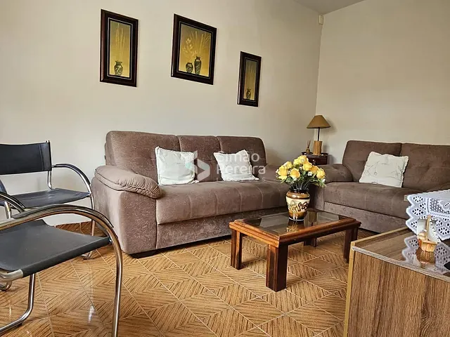 Casa 3 quartos e 2 banheiros, à venda, no bairro Teixeiras em Juiz de Fora