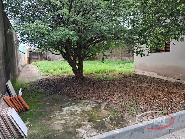 Casa 2 quartos e 2 banheiros, para alugar, no bairro Jardim Santa Rosa em Nova Odessa
