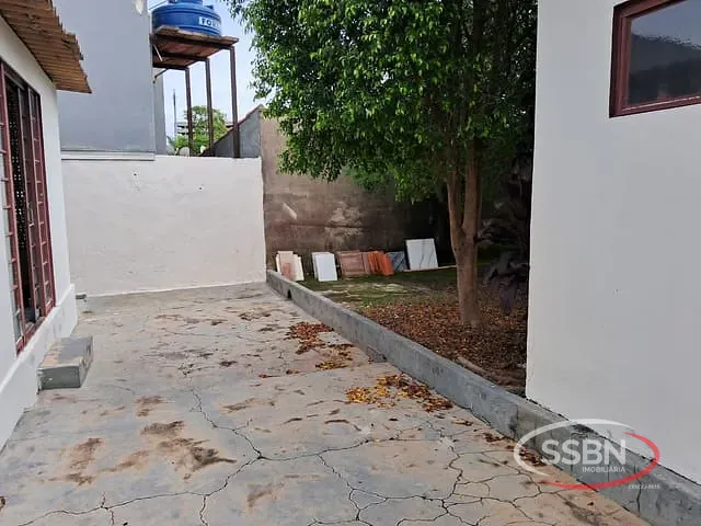 Casa 2 quartos e 2 banheiros, para alugar, no bairro Jardim Santa Rosa em Nova Odessa