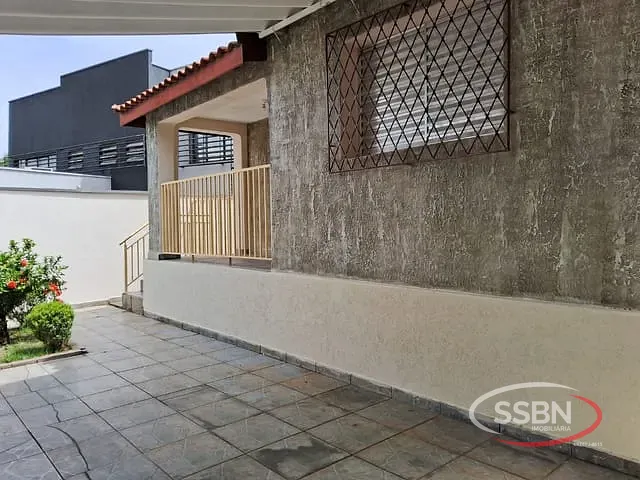 Casa 2 quartos e 2 banheiros, para alugar, no bairro Jardim Santa Rosa em Nova Odessa