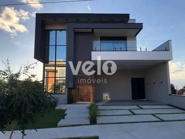Casa 3 quartos e 4 banheiros, à venda, no bairro Caçapava Velha em Caçapava