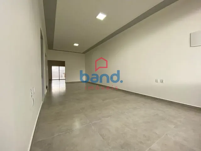 Casa com 267m² 3 quartos e 3 banheiros, à venda, no bairro Condominio Portal Vale do Sol em Porto Feliz