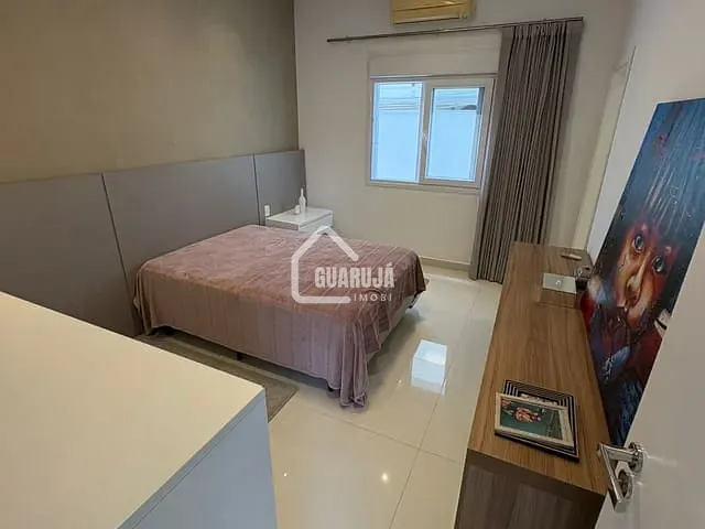 Casa com 543m² 5 quartos e 5 banheiros, à venda, no bairro Jardim Acapulco em Guarujá