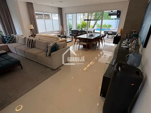 Casa com 543m² 5 quartos e 5 banheiros, à venda, no bairro Jardim Acapulco em Guarujá