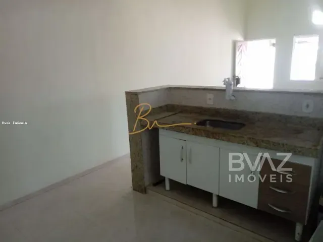Casa com 225m² 5 quartos e 4 banheiros, para alugar, no bairro Nova São Pedro em São Pedro da Aldeia