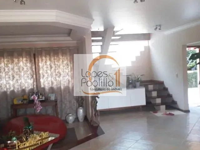 Casa com 540m² 3 quartos e 4 banheiros, à venda, no bairro Jardim Itaperi em Atibaia