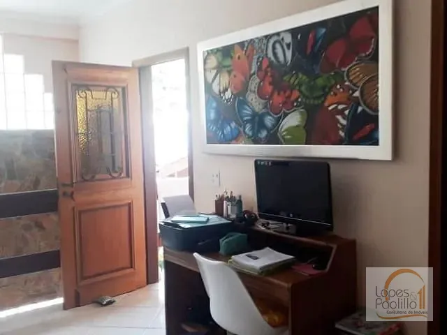 Casa com 540m² 3 quartos e 4 banheiros, à venda, no bairro Jardim Itaperi em Atibaia