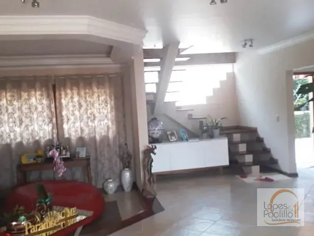 Casa com 540m² 3 quartos e 4 banheiros, à venda, no bairro Jardim Itaperi em Atibaia