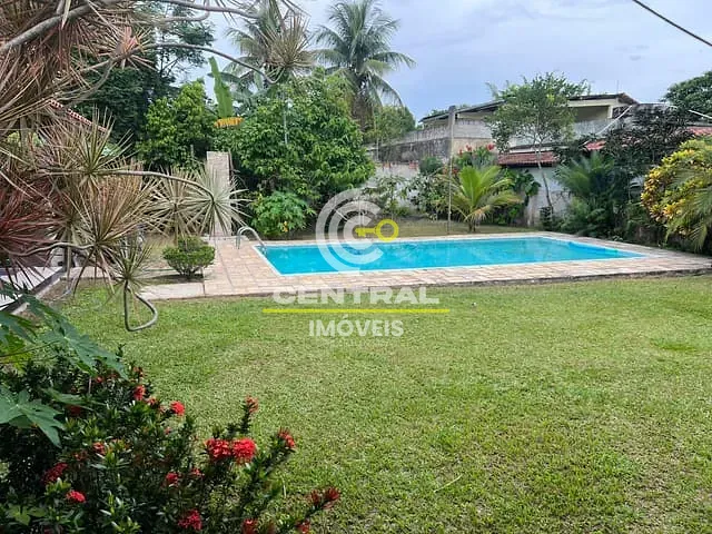 Chácara 3 quartos e 2 banheiros, à venda, no bairro Badureco em Itaboraí