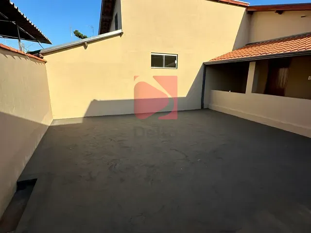 Casa 3 quartos e 3 banheiros, à venda, no bairro Jardim São Fernando em Pirassununga