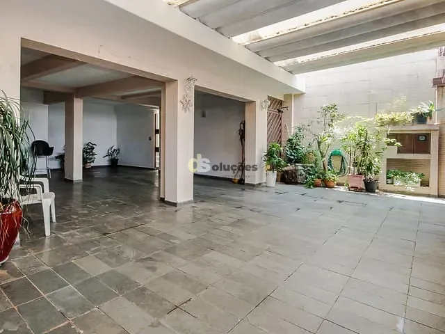 Casa 3 quartos e 6 banheiros, para alugar, no bairro Vila Hamburguesa em São Paulo