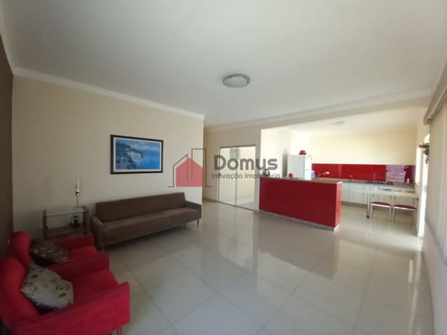 Casa com 300m², à venda, no bairro Parque das Nações em Pindamonhangaba