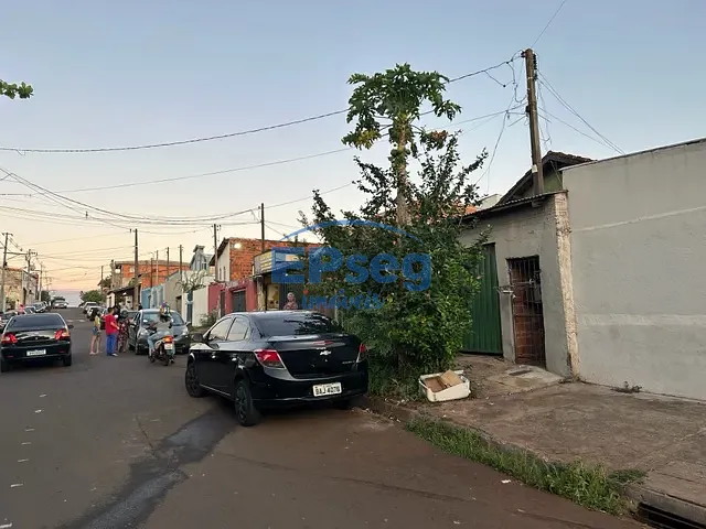 Casa 3 quartos e 1 banheiro, à venda, no bairro Jardim Santa Fé em Londrina