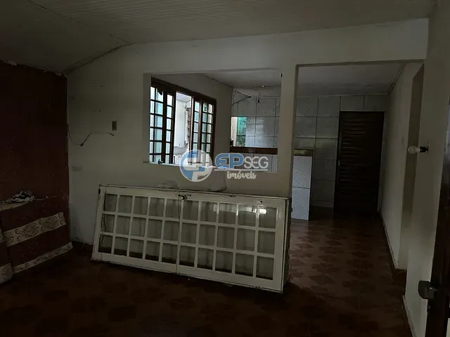 Casa 3 quartos e 1 banheiro, à venda, no bairro Jardim Santa Fé em Londrina