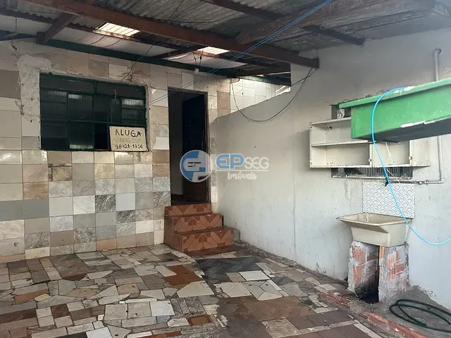 Casa 3 quartos e 1 banheiro, à venda, no bairro Jardim Santa Fé em Londrina