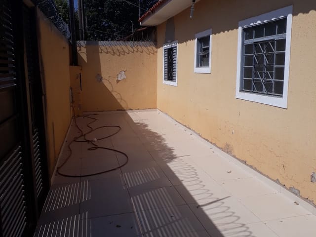 Casa com 144m² 2 quartos e 1 banheiro, à venda, no bairro Jardim Giuliane em São José do Rio Preto