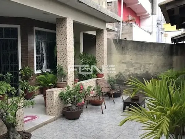 Casa com 286m² 3 quartos e 2 banheiros, à venda, no bairro Centro em Camaçari