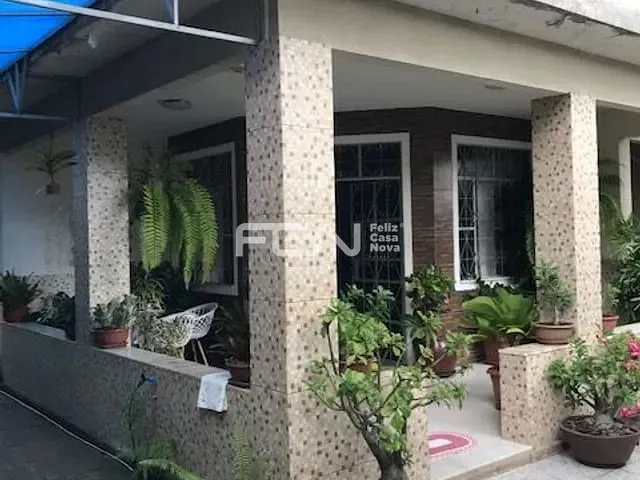 Casa com 286m² 3 quartos e 2 banheiros, à venda, no bairro Centro em Camaçari