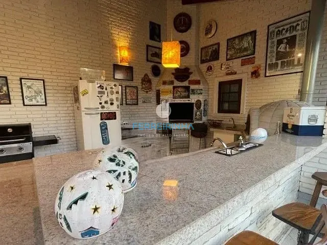 Casa com 900m² 4 quartos e 6 banheiros, à venda, no bairro Conjunto Residencial Esplanada do Sol em São José dos Campos