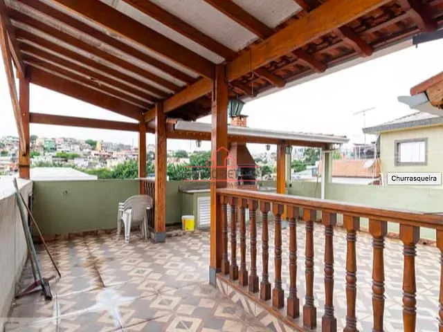 Casa com 320m² 3 quartos e 5 banheiros, à venda, no bairro Pestana em Osasco