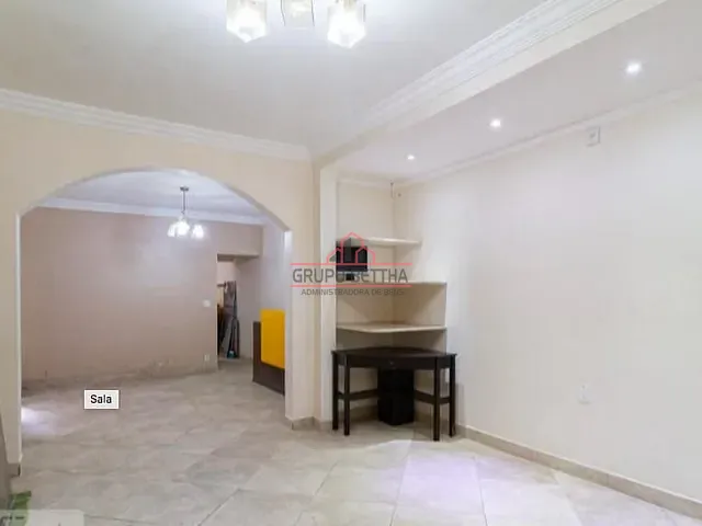 Casa com 320m² 3 quartos e 5 banheiros, à venda, no bairro Pestana em Osasco