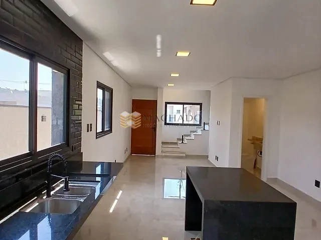 Casa com 150m² 3 quartos e 3 banheiros, à venda, no bairro Villas do Jaguari em Santana de Parnaíba