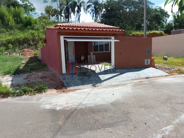 Casa com 125m² 3 quartos e 2 banheiros, à venda, no bairro Condomínio Novo Horizonte em Piracaia