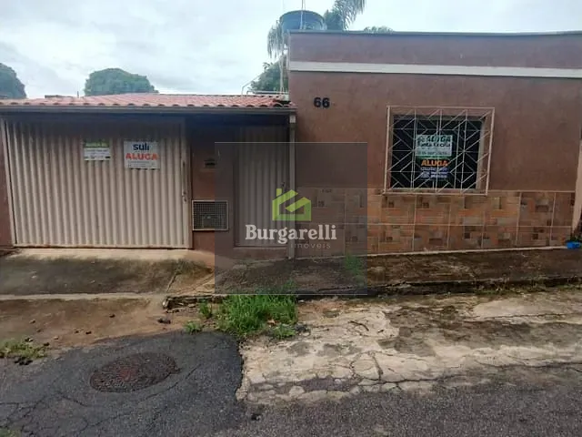 Casa 2 quartos e 2 banheiros, para alugar, no bairro Vila Nílton Teixeira em Lavras