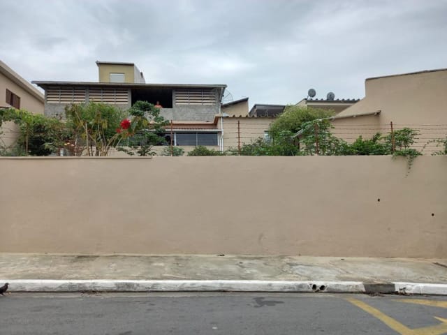 Casa com 500m² 3 quartos e 3 banheiros, à venda, no bairro Colinas da Anhangüera em Santana de Parnaíba
