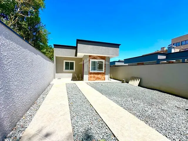 Casa com 65m² 3 quartos e 2 banheiros, à venda, no bairro Santo Antônio em São José dos Pinhais