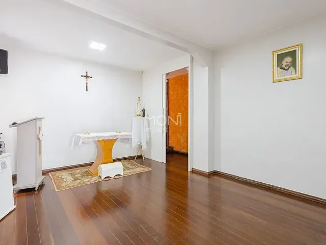 Casa 5 quartos e 4 banheiros, à venda, no bairro Taguatinga Norte (Taguatinga) em Brasília
