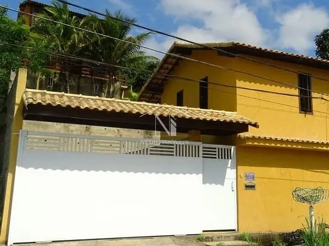 Casa com 704m² 3 quartos e 2 banheiros, à venda, no bairro Flamengo em Maricá