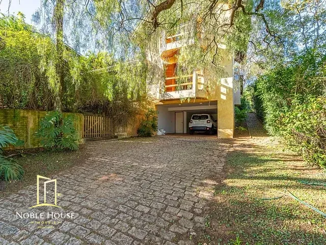 Casa com 1061m² 3 quartos e 3 banheiros, à venda, no bairro Marambaia em Vinhedo