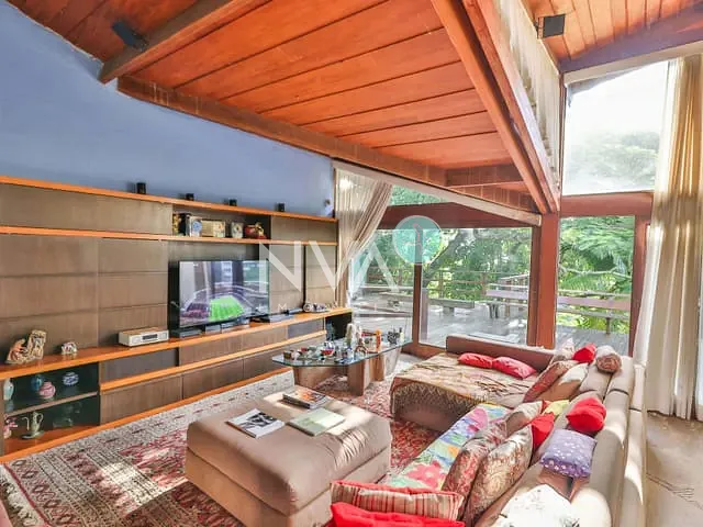 Casa com 915m² 2 quartos e 2 banheiros, à venda, no bairro Joá em Rio de Janeiro