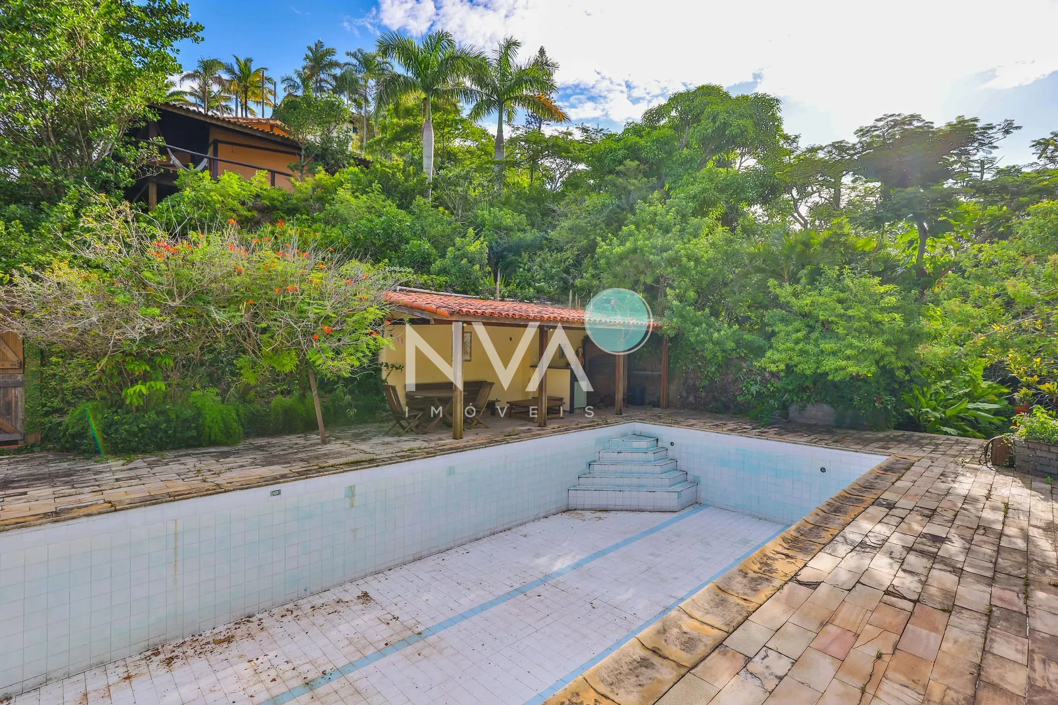 Casa, 4 quartos, 2580 m² - Foto 1