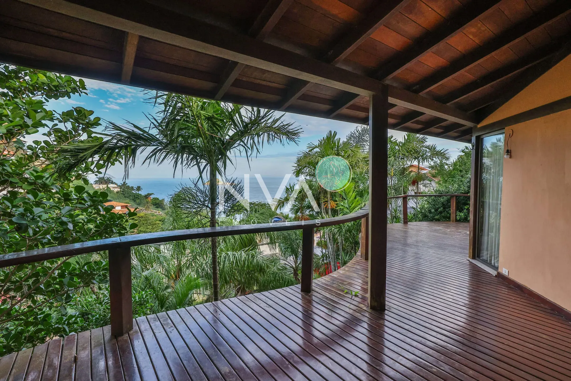 Casa, 1 quarto, 239 m² - Foto 1
