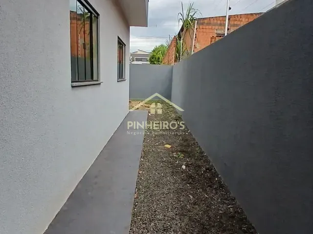 Casa com 126m² 2 quartos e 1 banheiro, à venda, no bairro Jardim Parana em Cambé