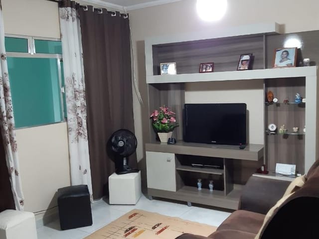 Casa com 350m² 2 quartos e 2 banheiros, à venda, no bairro Cidade Ariston Estela Azevedo em Carapicuíba