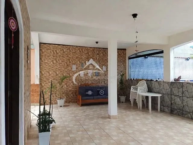Casa com 400m² 3 quartos e 3 banheiros, à venda, no bairro Boracéia em Bertioga